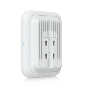 Точка доступа Wi-Fi Ubiquiti UniFi 7 AP Outdoor Точка доступа 2,4+5 ГГц, Wi-Fi 7, 2х2 MIMO, 802.3at, 1х 2.5G RJ45