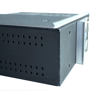 Медиаконвертер Ethernet 10/100BaseTX в 100BaseFX (одномодовое оптоволокно) в металлическом корпусе<br><br><b>Причина уценки: </b>Преобразователь полно