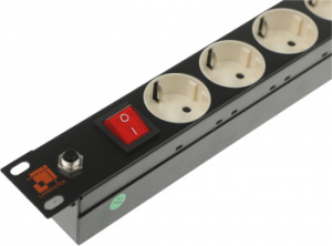 Блок распределения питания Lanmaster LAN-EP19-8P/S-1.8M гор.размещ. 8xSchuko базовые 10A Schuko 1.8м