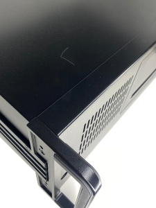 Промышленный компьютерный корпус AX61400TB, 4U, 14 слотов, 3 x 5.25" HDD, 1 x 3.5" HDD, 1 x 3.5" HDD (внутренний), 2 x USB, 1 x PS2, цвет - черный, бе