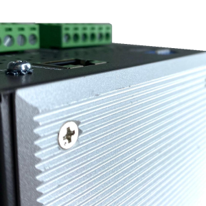 Управляемый коммутатор 7 x 10/100BaseTX, 3 x Gigabit SFP (оптика), с расширенным диапазоном температур<br><br><b>Причина уценки: </b>Коммутатор полнос