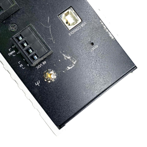 Коммутатор 8 x PoE/PoE+ 10/100/1000BaseT и 4 x 100/1000BaseSFP, с расширенным диапазоном температур<br><br><b>Причина уценки: </b>Коммутатор полностью