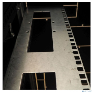 ЦМО Шкаф серверный напольный 48U (600 х 1200) дверь перфорированная, задние двойные перфорированные, цвет черный ШТК-М-48.6.12-48АА-9005