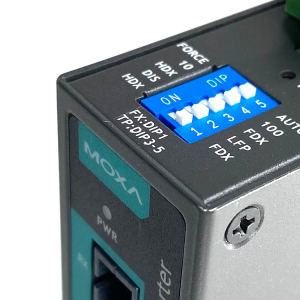 Медиаконвертер Ethernet 10/100BaseTX в 100BaseFX (многомодовое оптоволокно) в металлическом корпусе<br><br><b>Причина уценки: </b>Модуль полностью раб