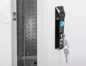 Шкаф коммутационный ЦМО (ШТВ-Н-18.6.5-4ААА-Т2) настенный 18U 600x500мм пер.дв.стал.лист несъемн.бок.пан. 150кг серый IP65 уличный всепогодный с нагрев