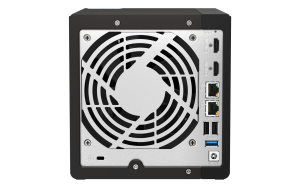 Сетевой RAID-накопитель, 4 отсека 3,5"/2,5", 2 порта 2,5 GbE BASE-T, 2 HDMI-порта. Intel Celeron J6412 2,0 ГГц (2,6 ГГц), 8 ГБ.